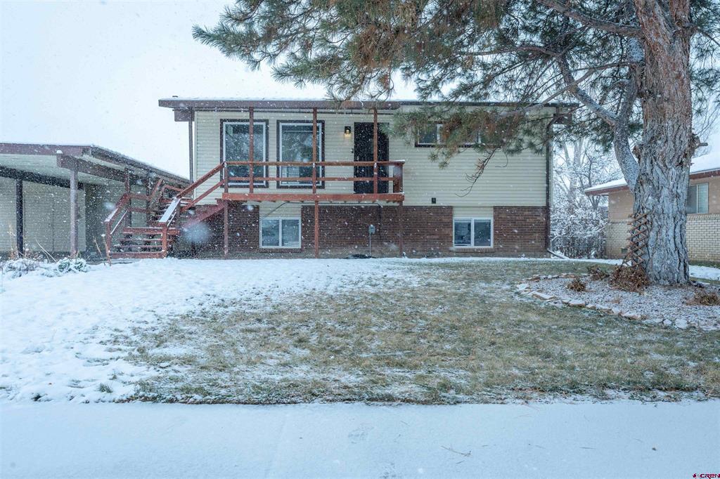 2212 CAMBRIDGE Street