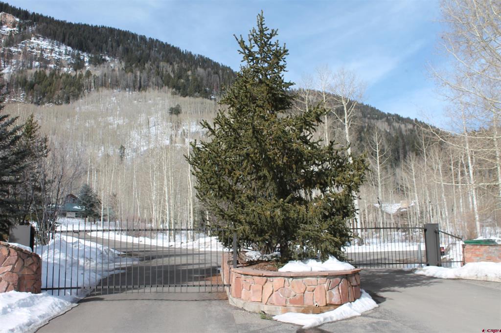 577 Falcon Ridge Road