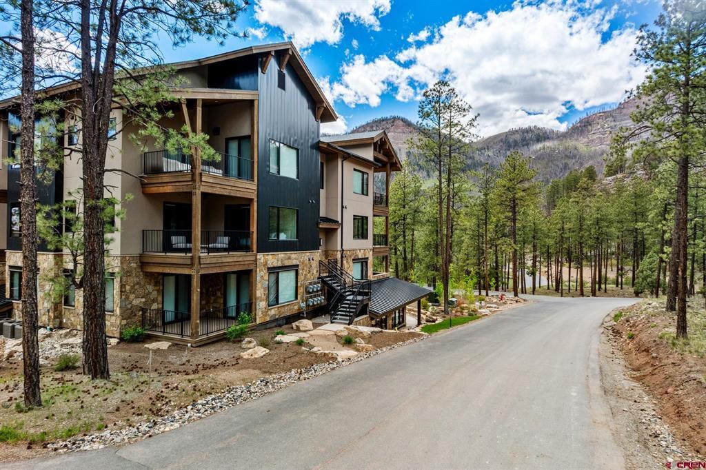 104 Outlaw Drive 2A