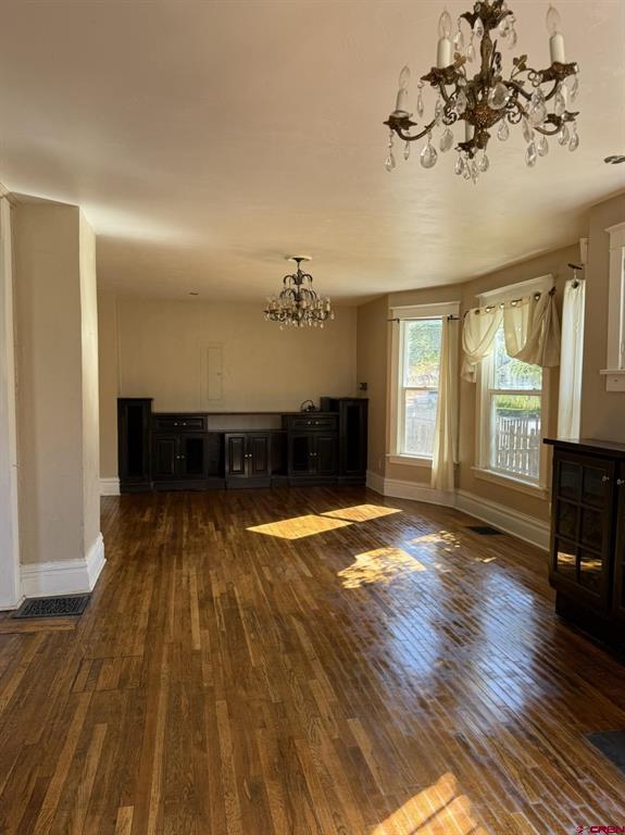 464 & 464 1/2 Grand Avenue