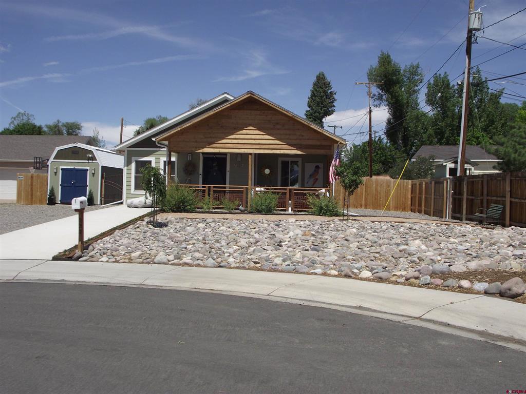 937 S 10th Street