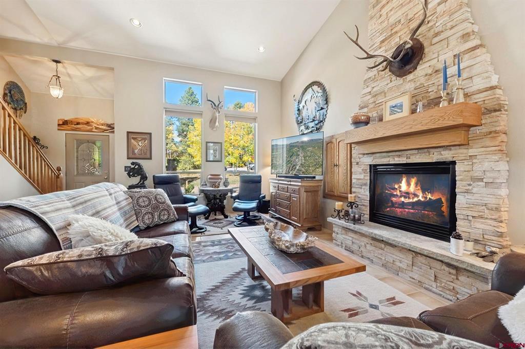 55 Edgemont Way