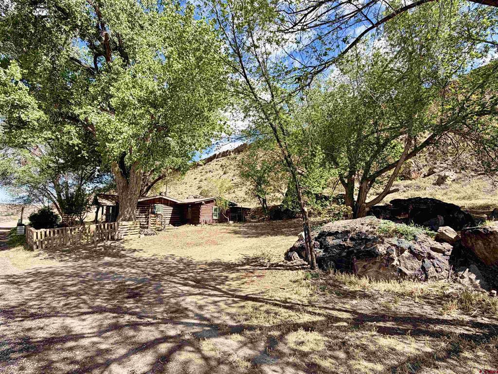 16252 Shavano Valley Road
