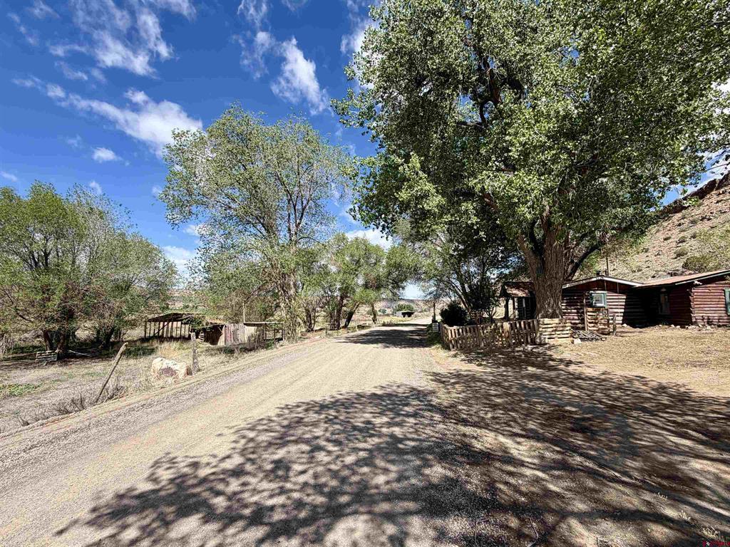 16252 Shavano Valley Road