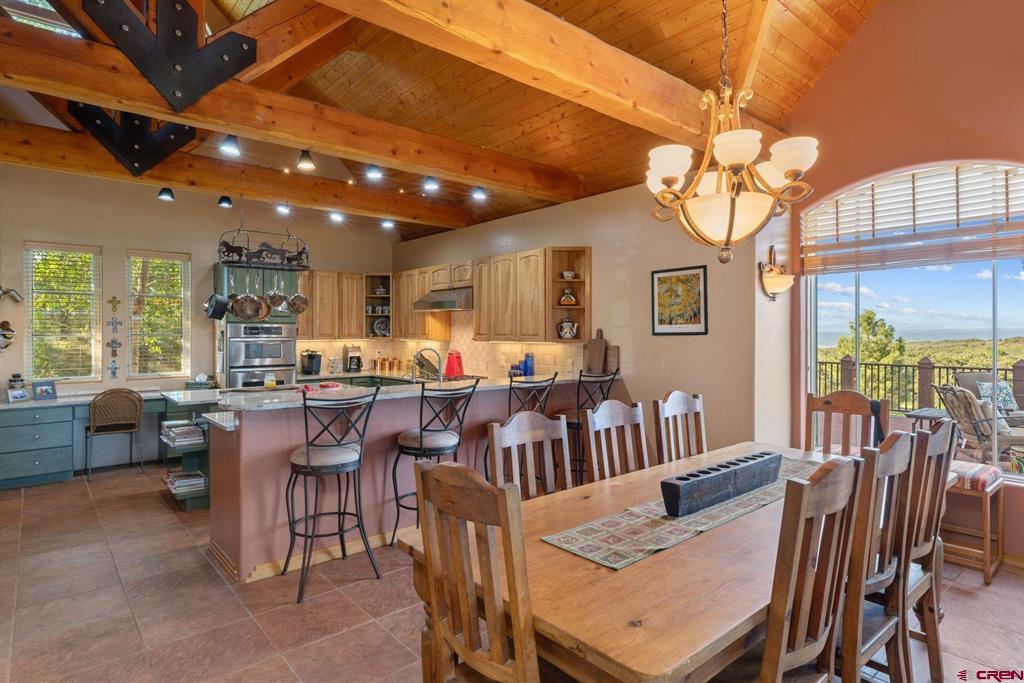 770 S Avalon Dr