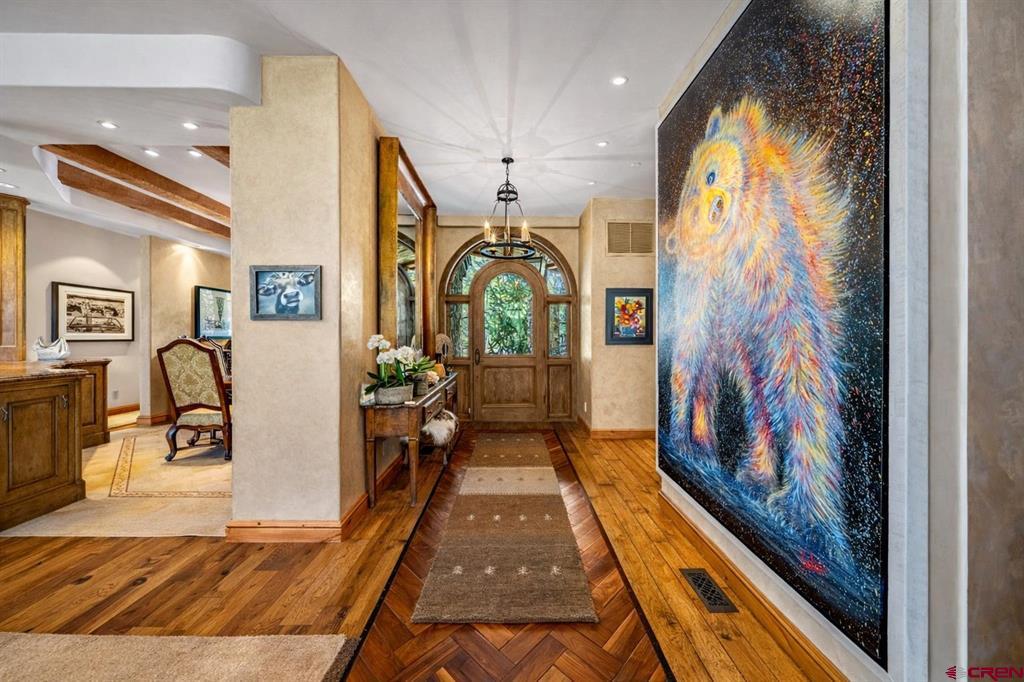 376 Glacier Cliff Drive