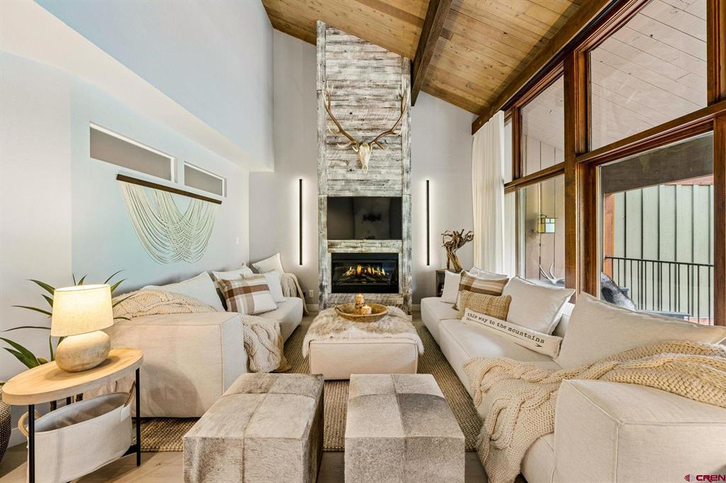 365 S Tamarron Drive 770