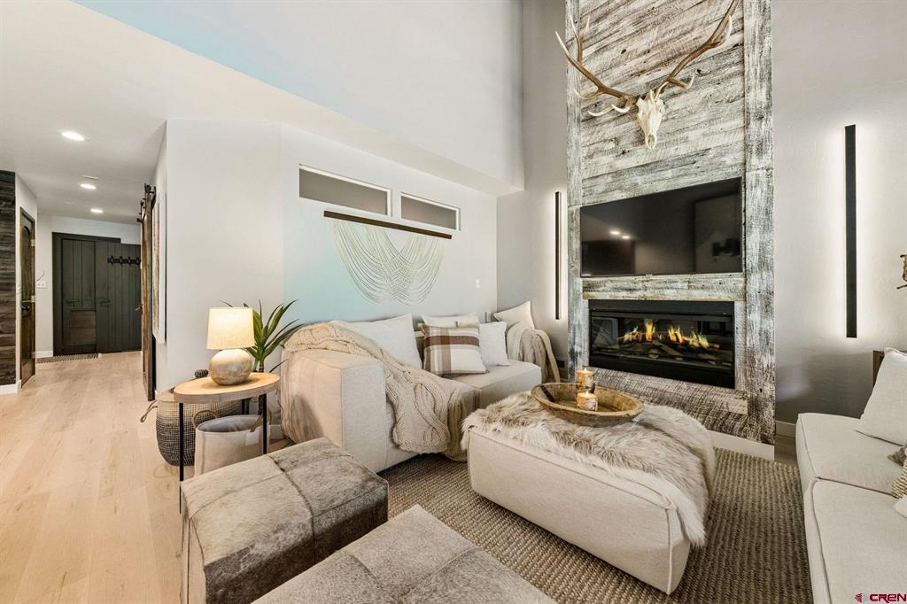 365 S Tamarron Drive 770
