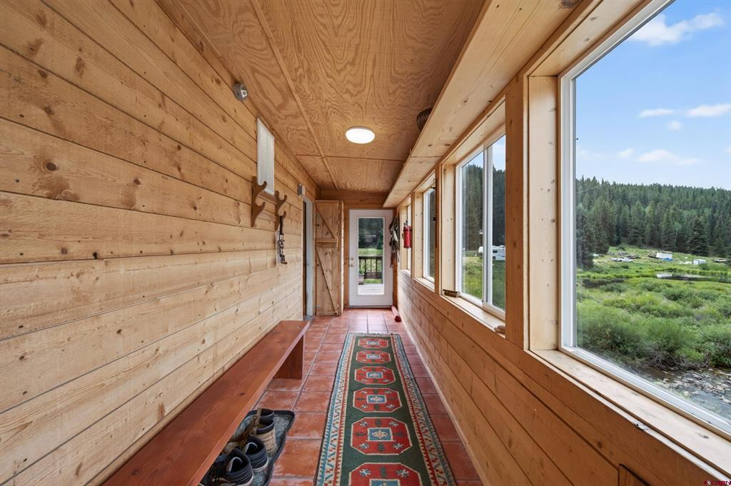 300 Quartz Lane