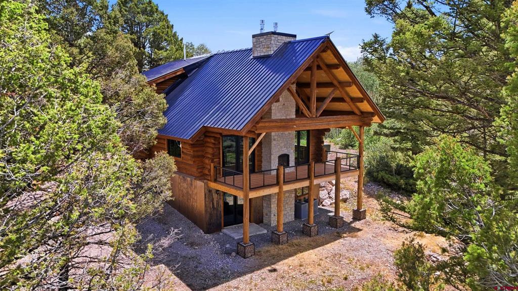 573 Crest Drive