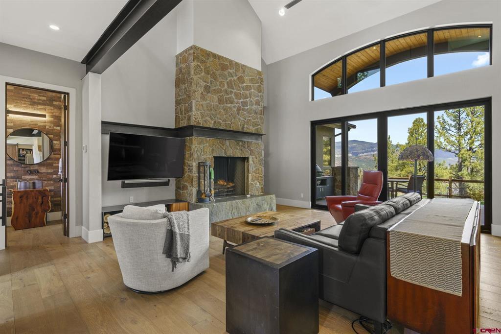 45 Eagles Nest Court