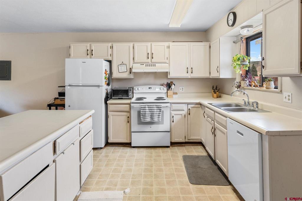 212 S 11th Street 209