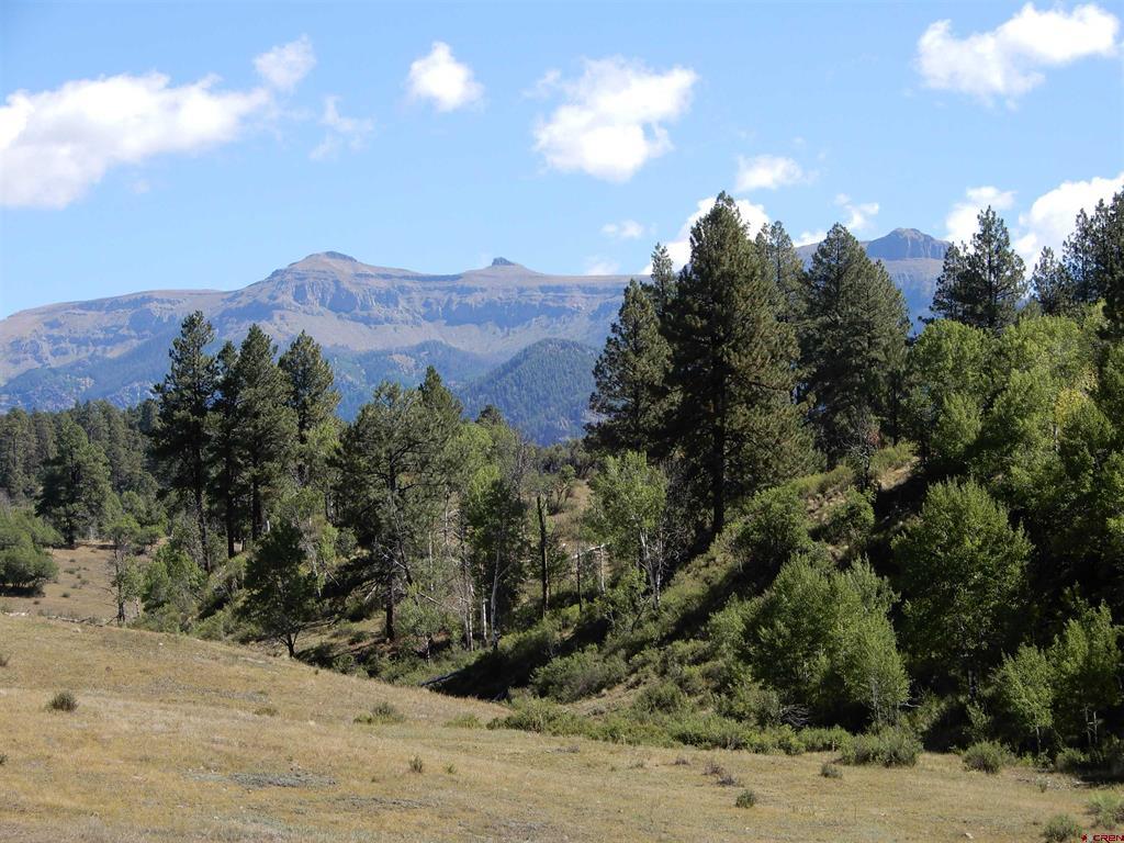 775 Banded Peaks Drive