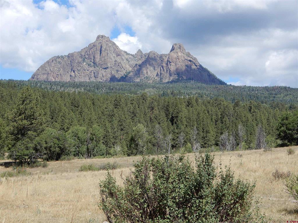 775 Banded Peaks Drive