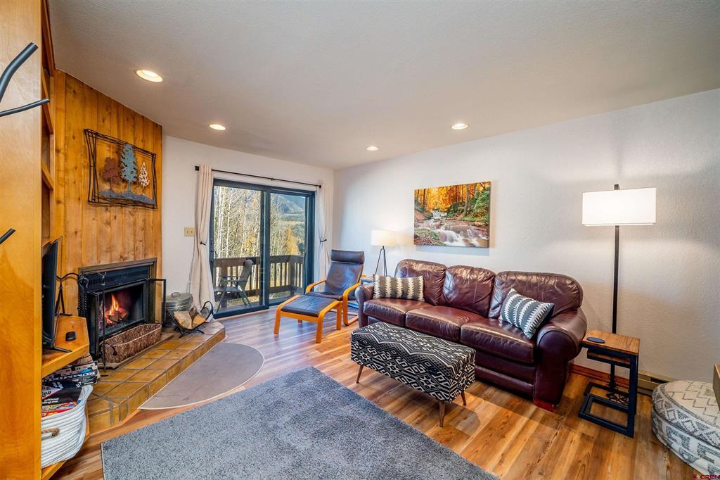 50827 Highway 550 311