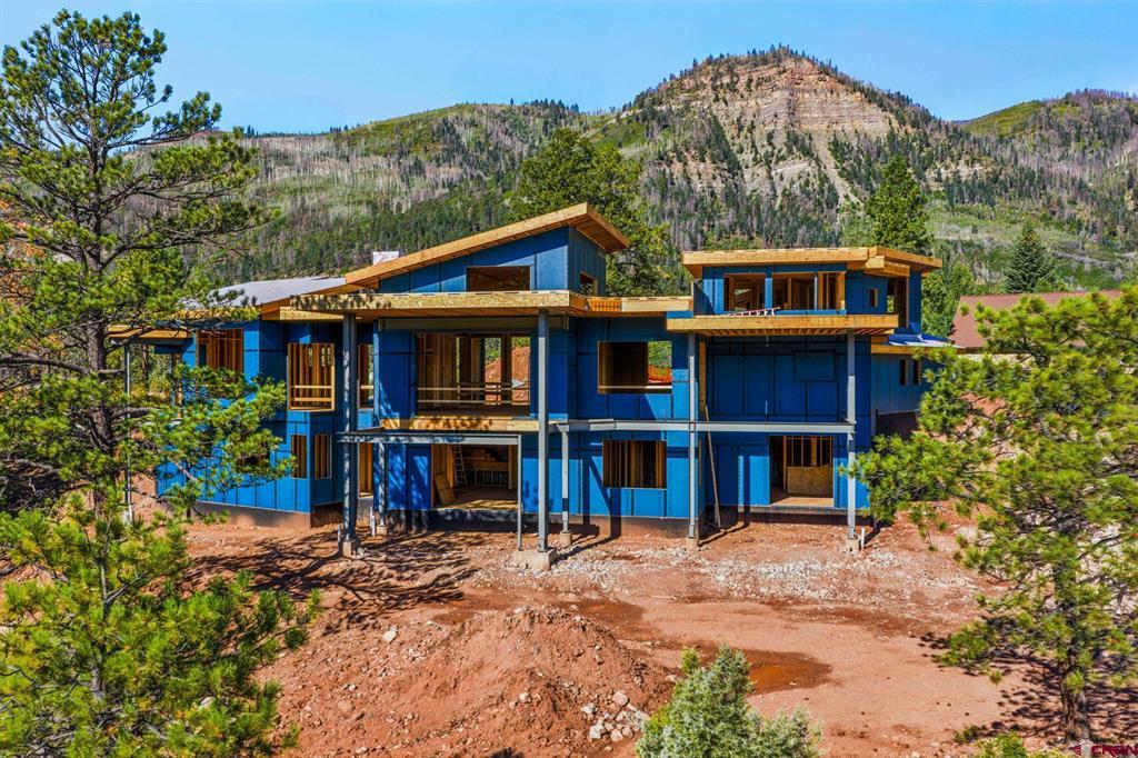 539 Glacier Cliff Drive