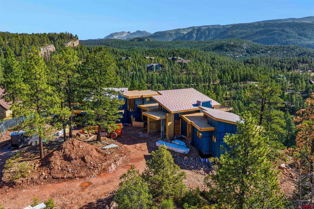 539 Glacier Cliff Drive