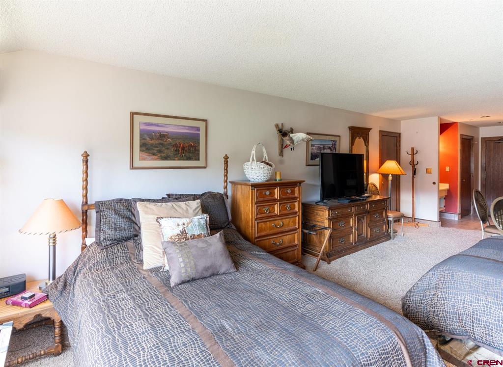 314 N Tamarron Drive 215