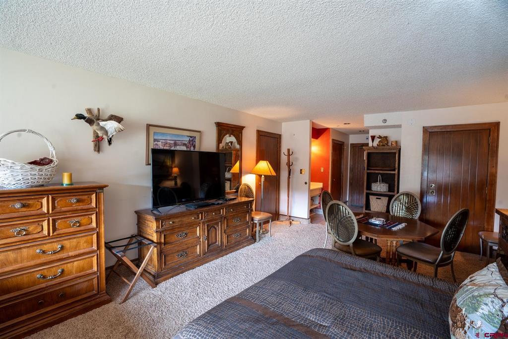 314 N Tamarron Drive 215