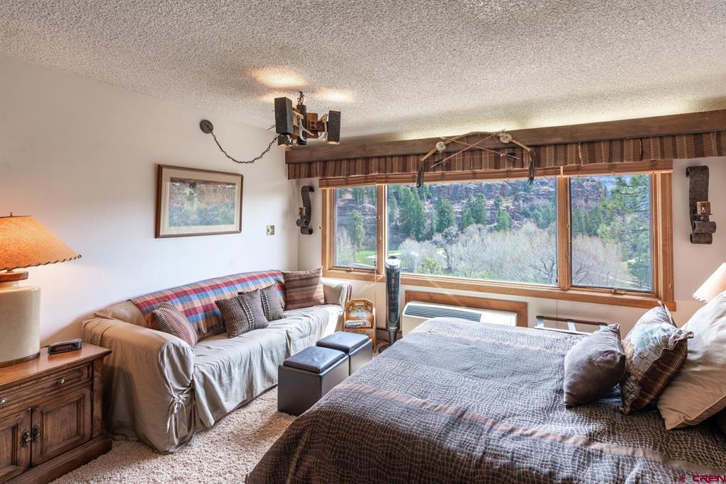 314 N Tamarron Drive 215