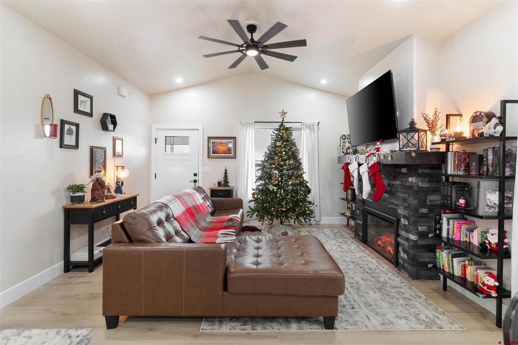 1507 Magpie Gulch Street