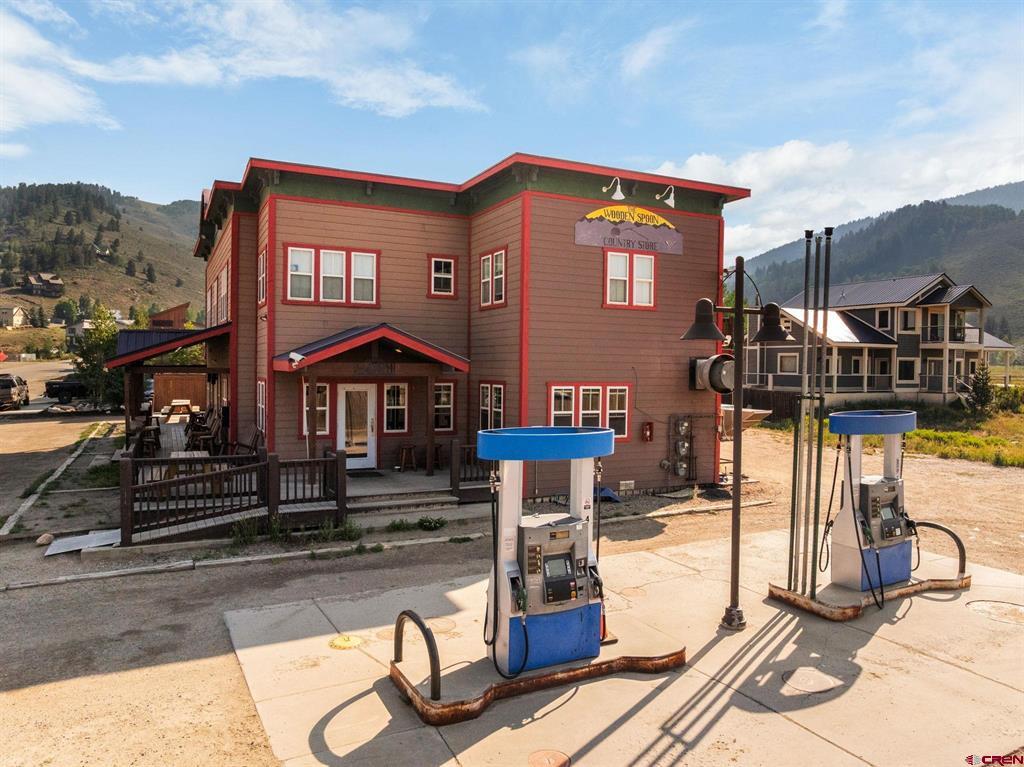 228 Elcho Avenue A