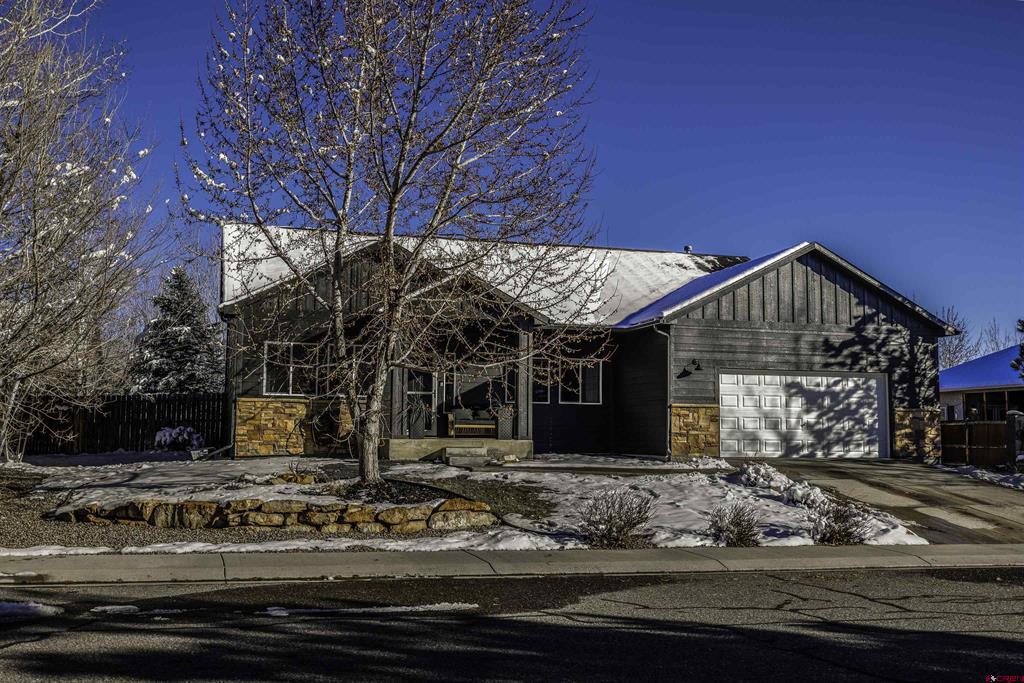 3354 Meadows Parkway