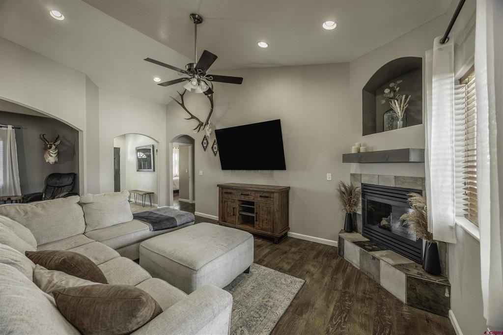 3354 Meadows Parkway