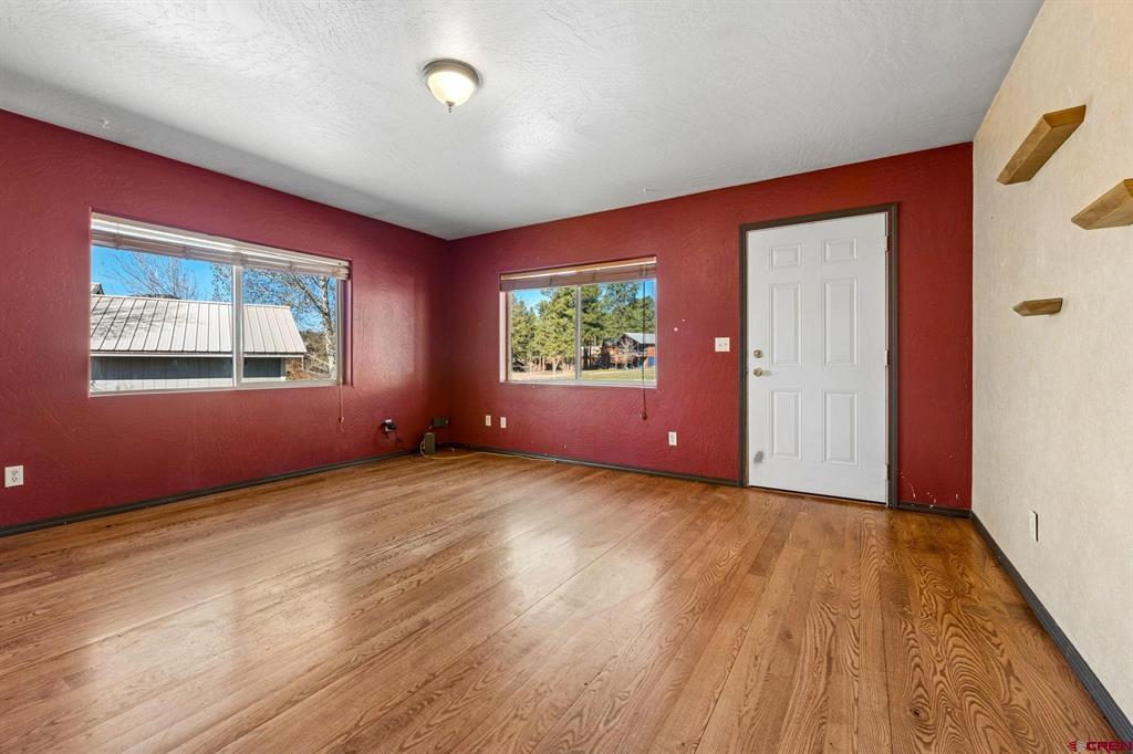 96 Meadowbrook Drive