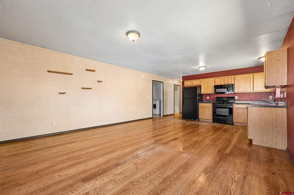 96 Meadowbrook Drive