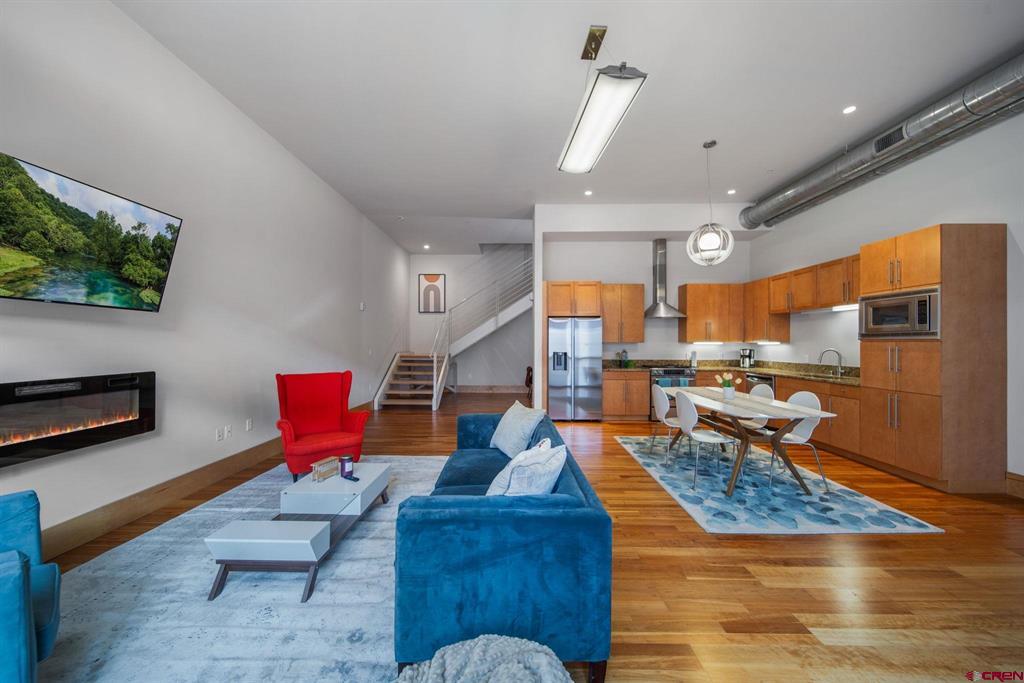 555 Rivergate Lane B1-115