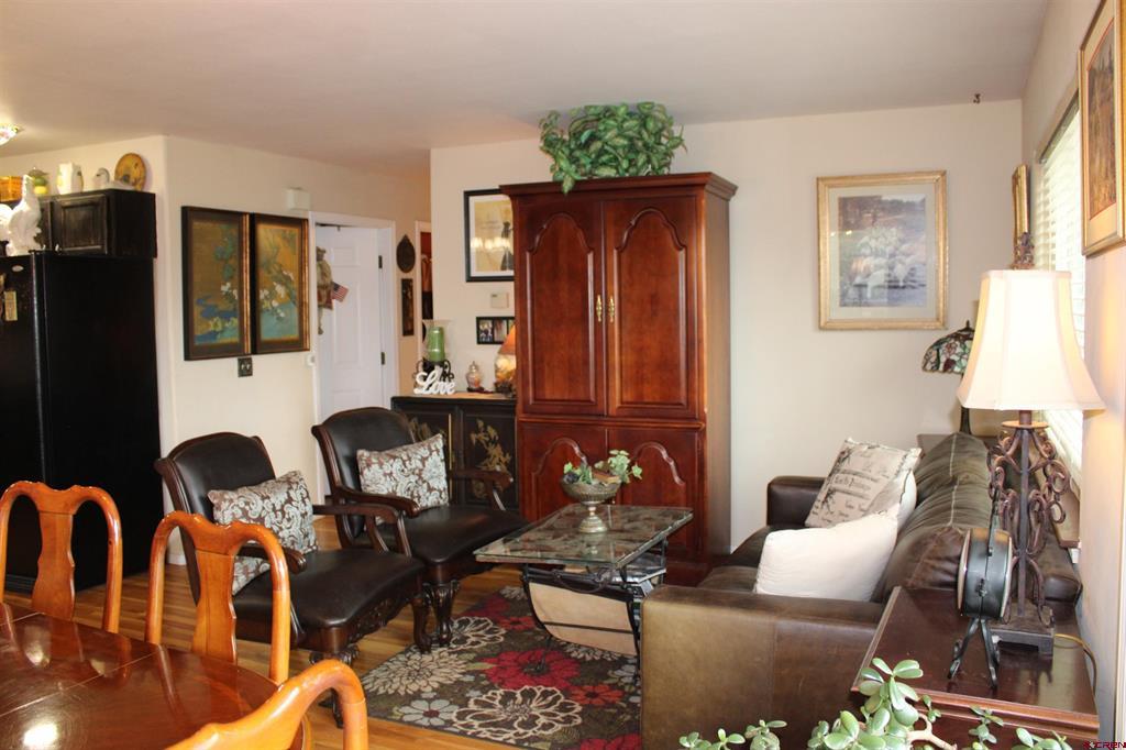 239 Driftwood Drive - Photo 3