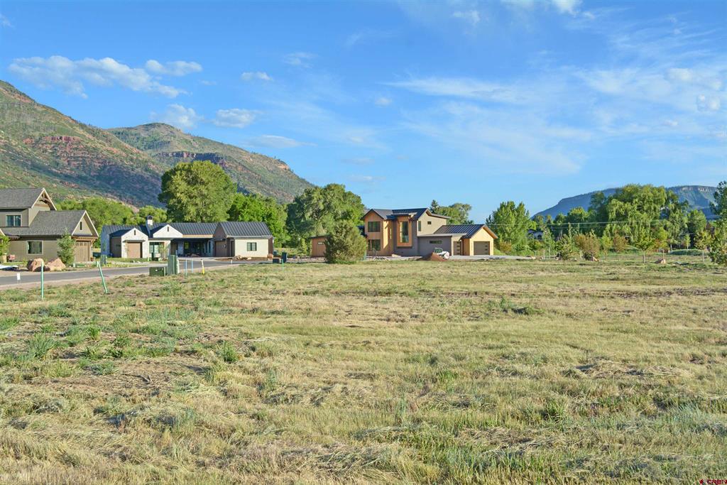 30 Elkview Court