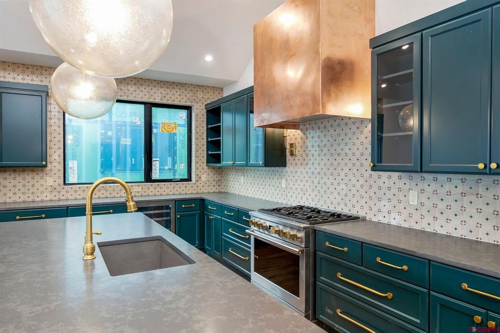 180 Elk Valley Road 114