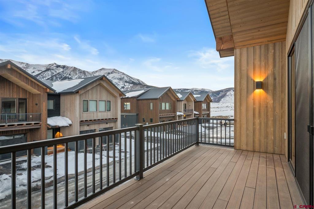 180 Elk Valley Road 114