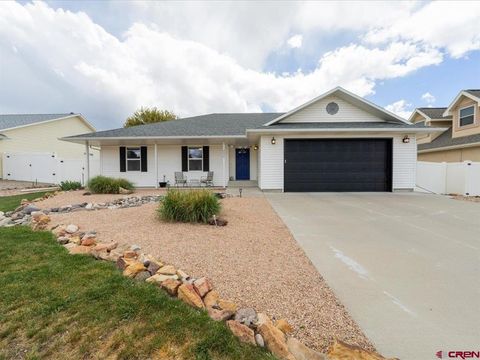 Photo of 2230 American Way, Montrose, CO 81401 (MLS # 834311)