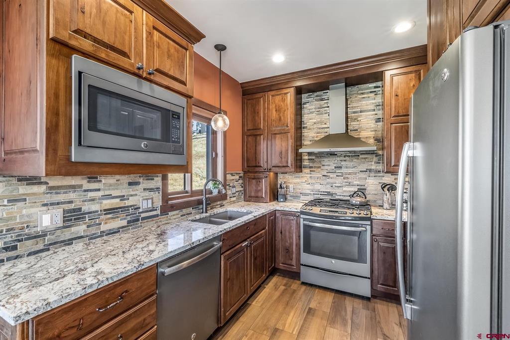 11 Crested Mountain Lane L4