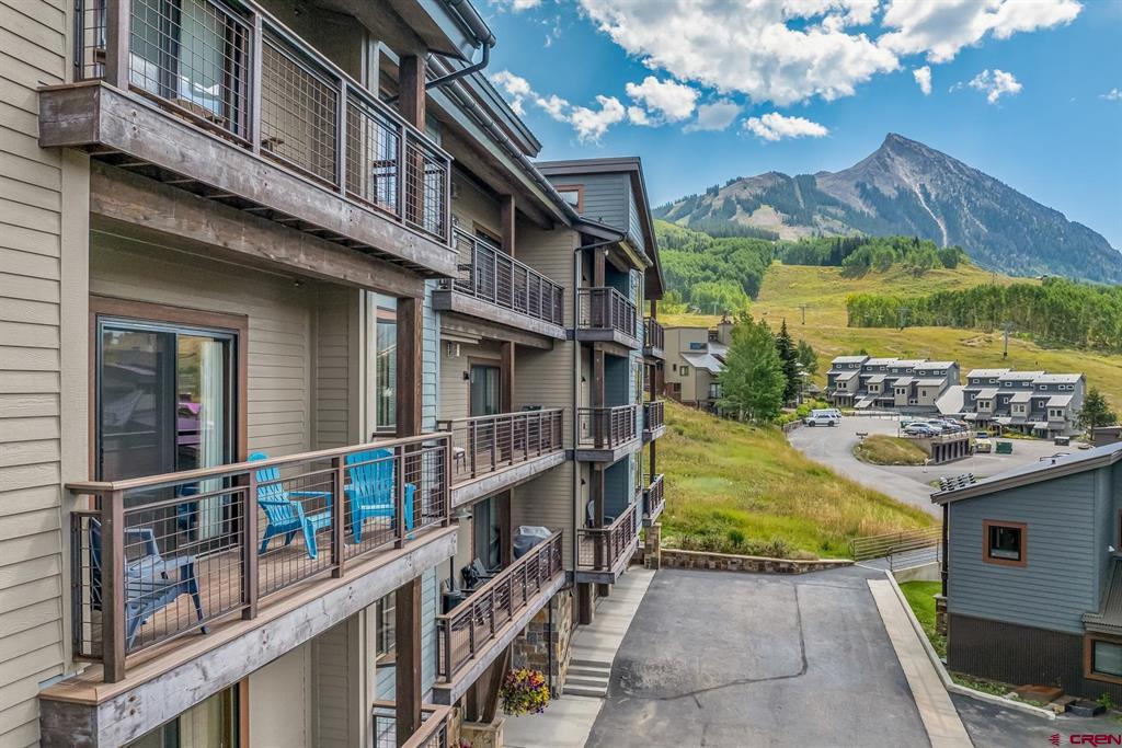 11 Crested Mountain Lane L4