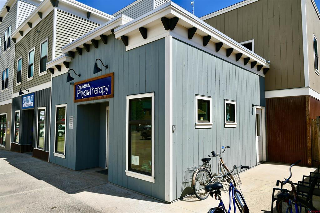 426 Belleview Avenue 100 & 101