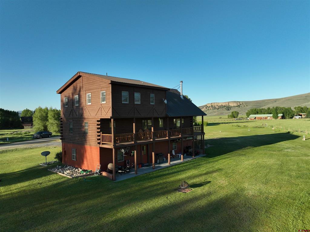 409 Sierra Vista Way