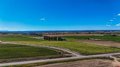 Photo of TBD 5800 Road, Montrose, CO 81403 (MLS # 829009)