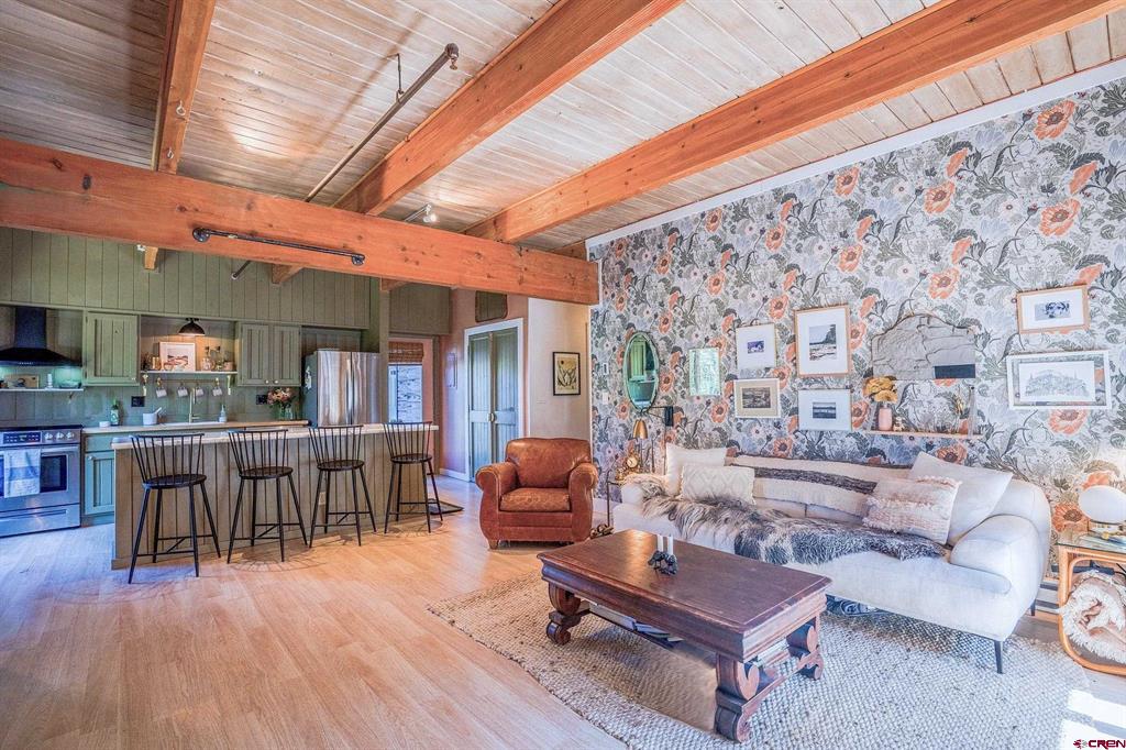 32 Hunter Hill Road B205