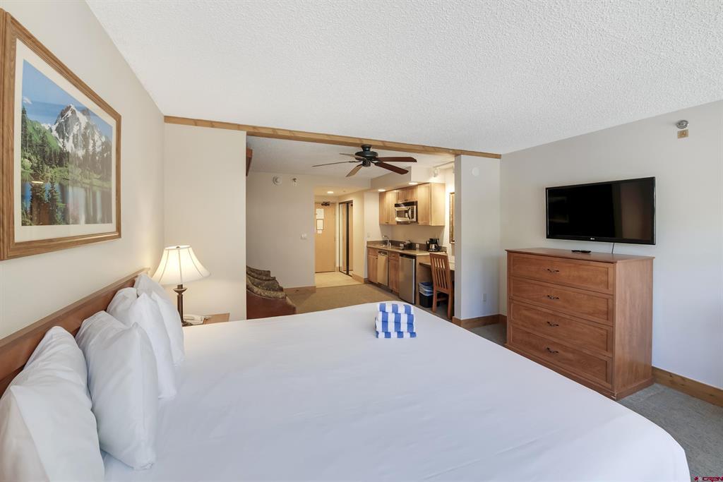 6 Emmons Road 218