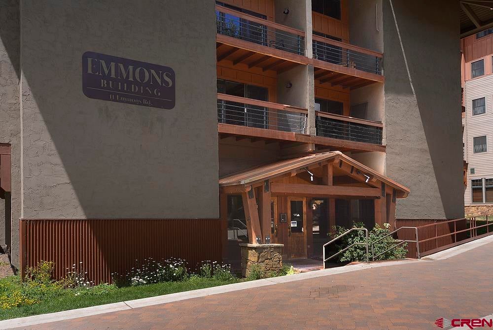 11 Emmons Road 327