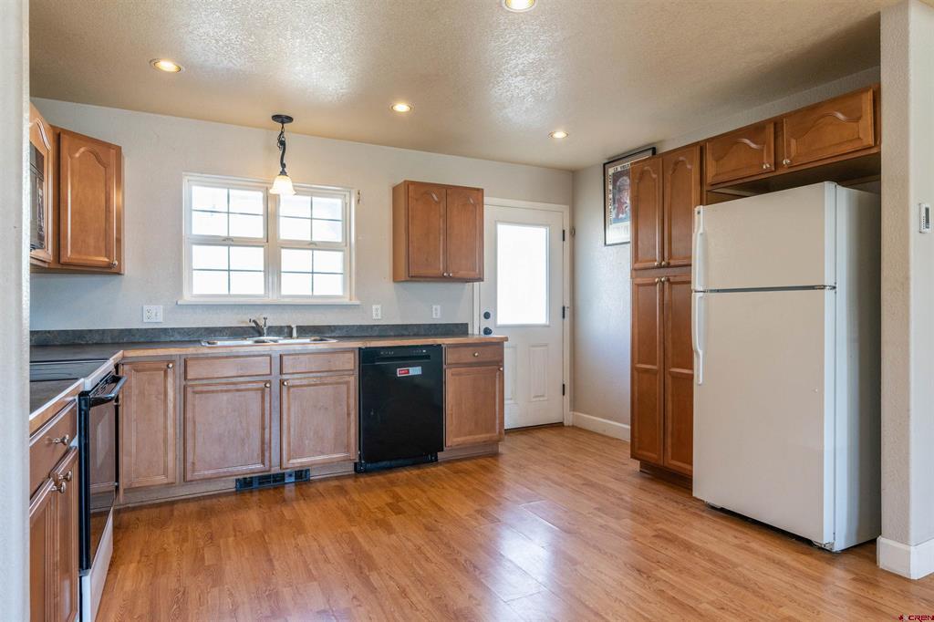 302 Van Tuyl Circle E