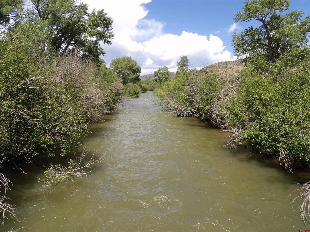 00 Alamosa Canyon River Land