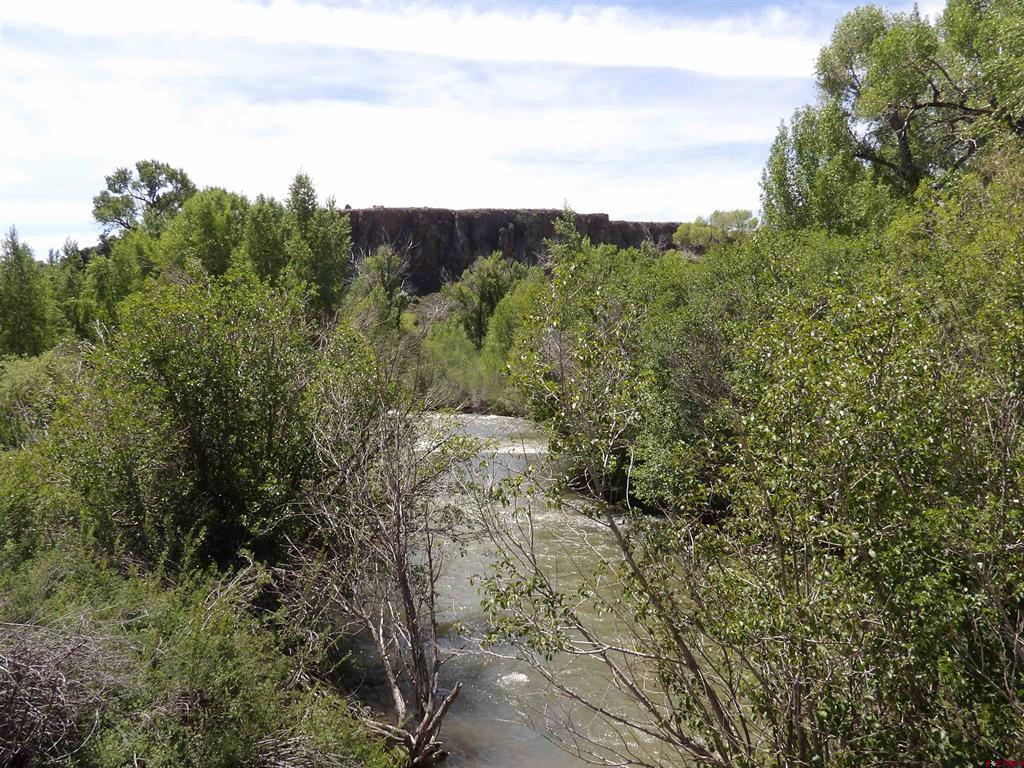 00 Alamosa Canyon River Land