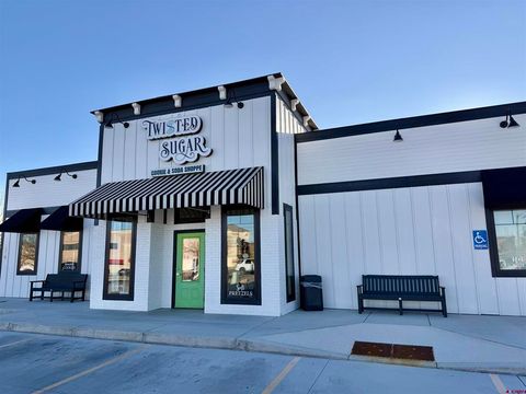 Photo of 1510 Oxbow Drive, Montrose, CO 81401 (MLS # 832451)