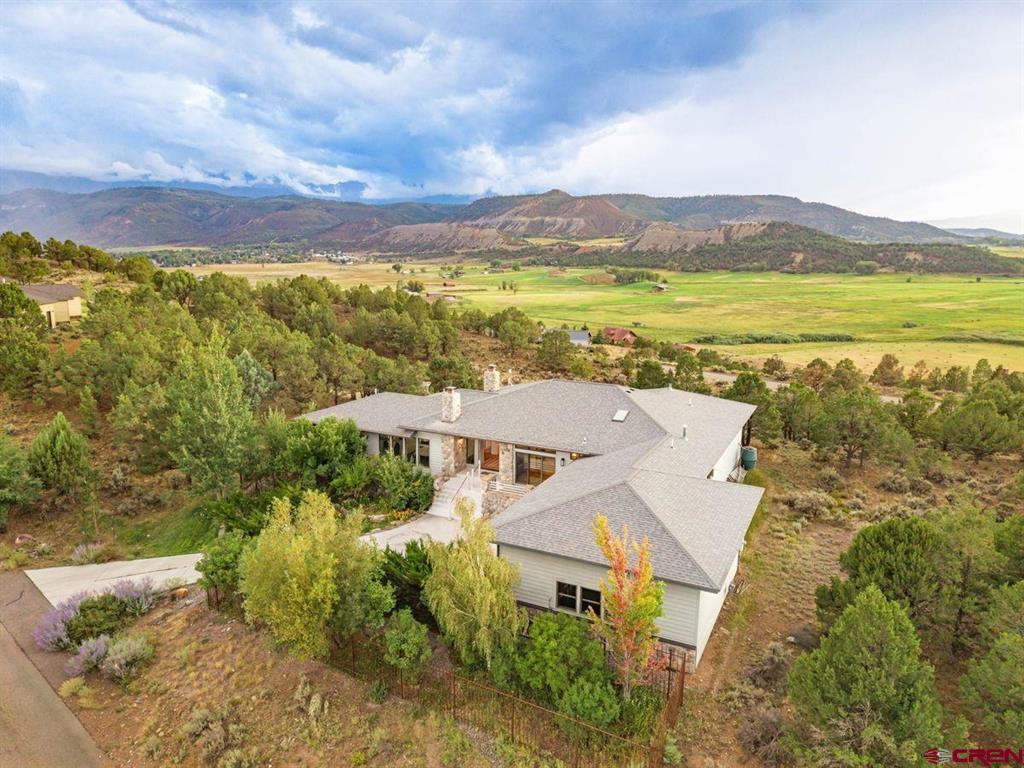 1040 Golden Eagle Trail