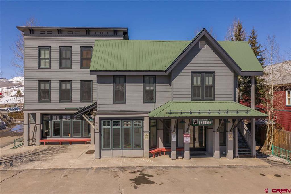 615 Teocalli Avenue